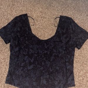 Lululemon crop top
